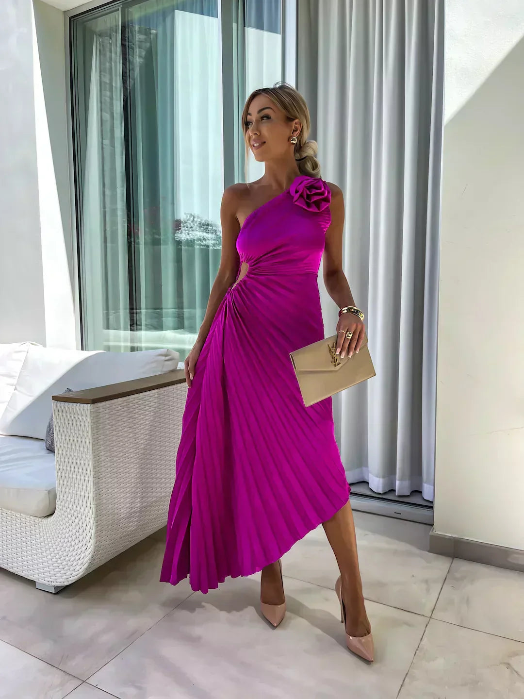 Qirella | Women’s Pleated Wedding Guest Midi Dress