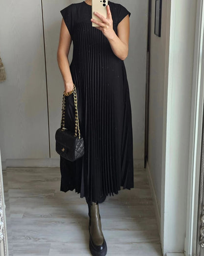 Laurel | Women's Elegant Pleated Maxi Dress