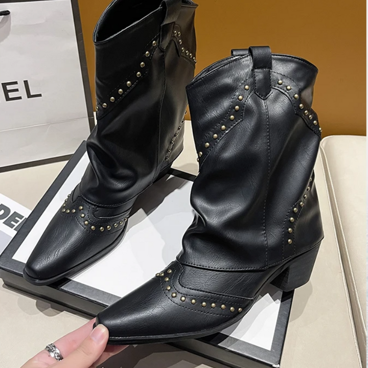 Rylee | Women’s Classic Studded Cowboy Boots