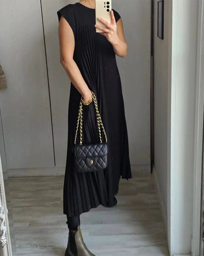 Laurel | Women's Elegant Pleated Maxi Dress