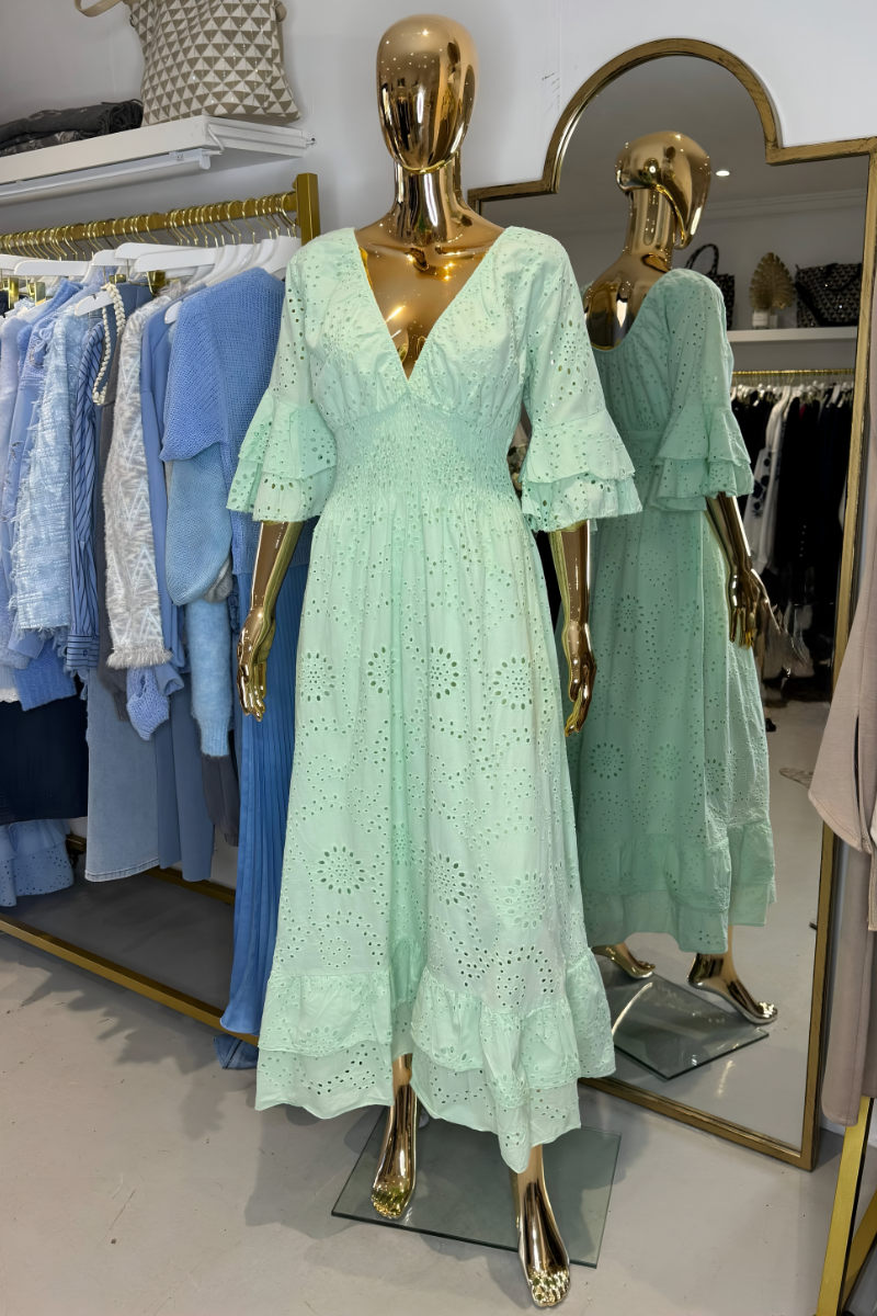 Saleha | Women’s Elegant V Neck Muslin Dress