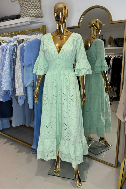 Saleha | Women’s Elegant V Neck Muslin Dress