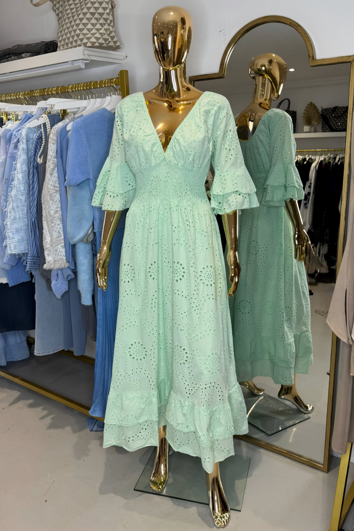 Saleha | Women’s Elegant V Neck Muslin Dress