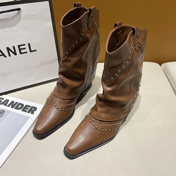 Rylee | Women’s Classic Studded Cowboy Boots