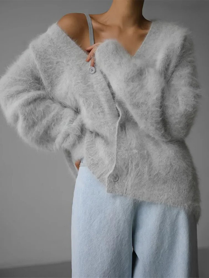 Scottie | Women’s V-Neck Relaxed Fit Cardigan