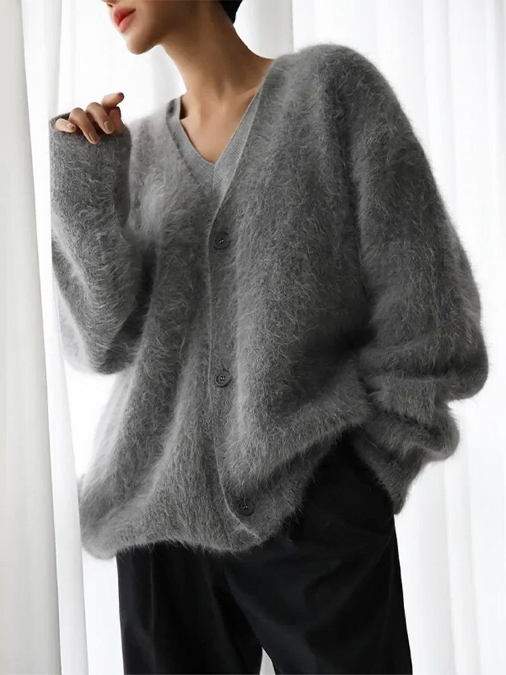 Scottie | Women’s V-Neck Relaxed Fit Cardigan