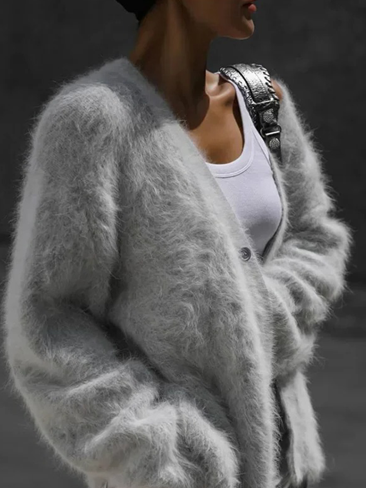 Scottie | Women’s V-Neck Relaxed Fit Cardigan