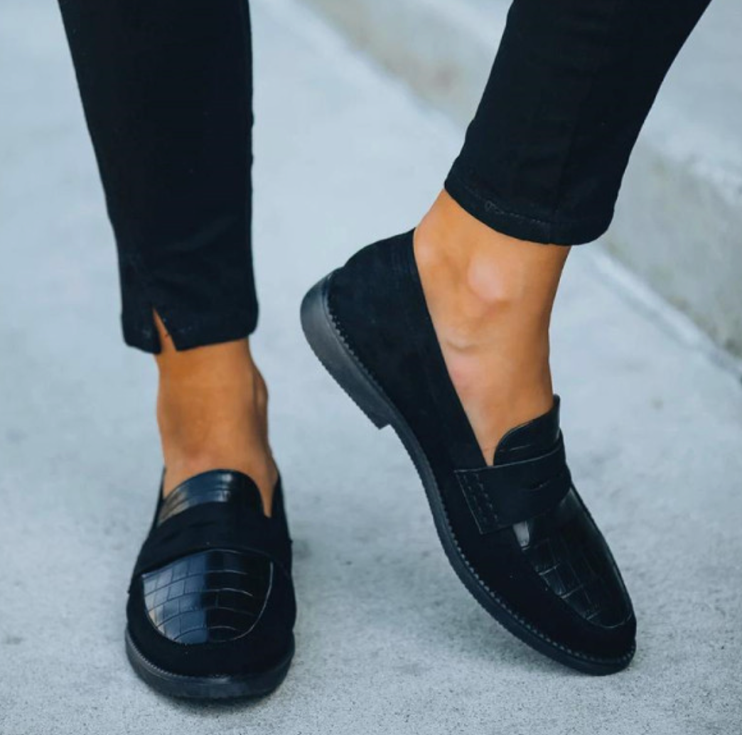 Quinn | Women’s Casual Croc Pattern Loafers