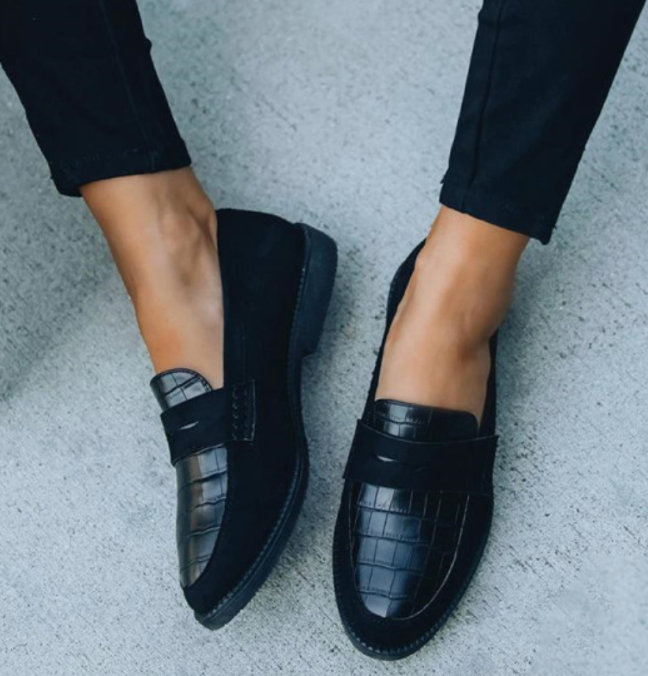 Quinn | Women’s Casual Croc Pattern Loafers