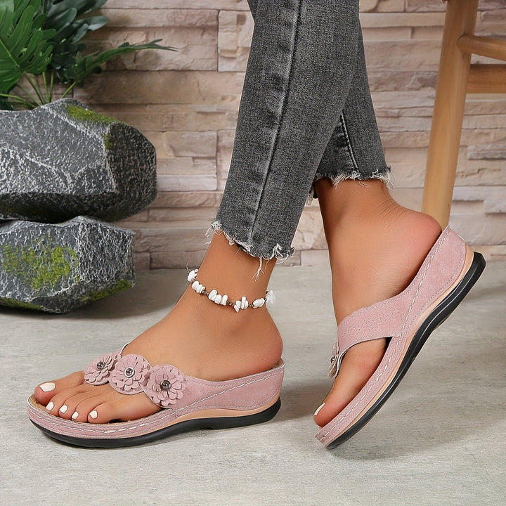 Genevieve | Women's Floral Platform Sandals