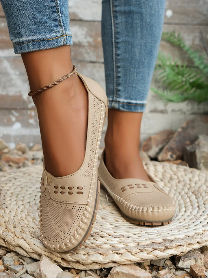 Ariana | Women’s Elegant Round Toe Loafers