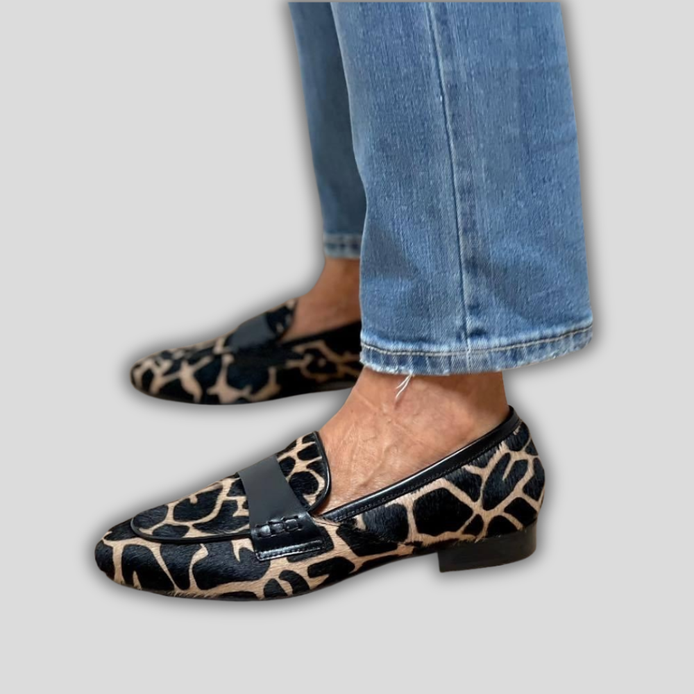 Avery | Women’s Elegant Round Toe Heeled Loafers