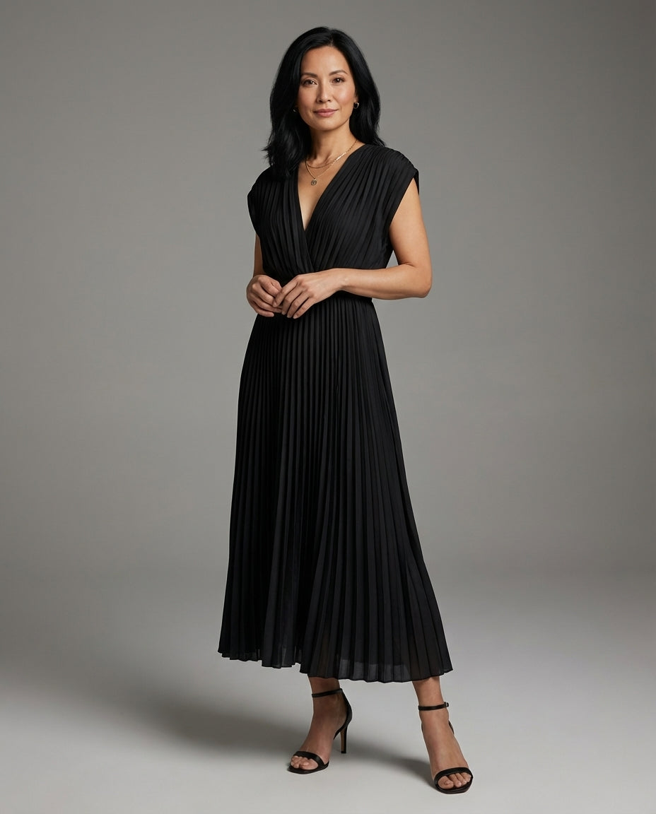 Kenna | Women’s Summer V-Neck Pleated Maxi Dress