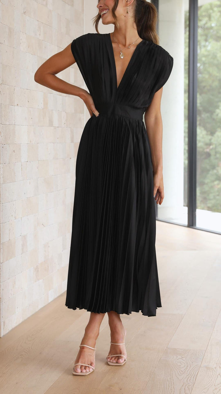 Kenna | Women’s Summer V-Neck Pleated Maxi Dress