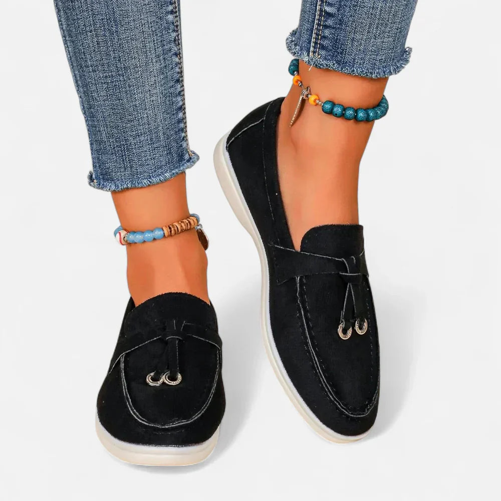 Rabia | Women’s Vintage Slip-On Loafers