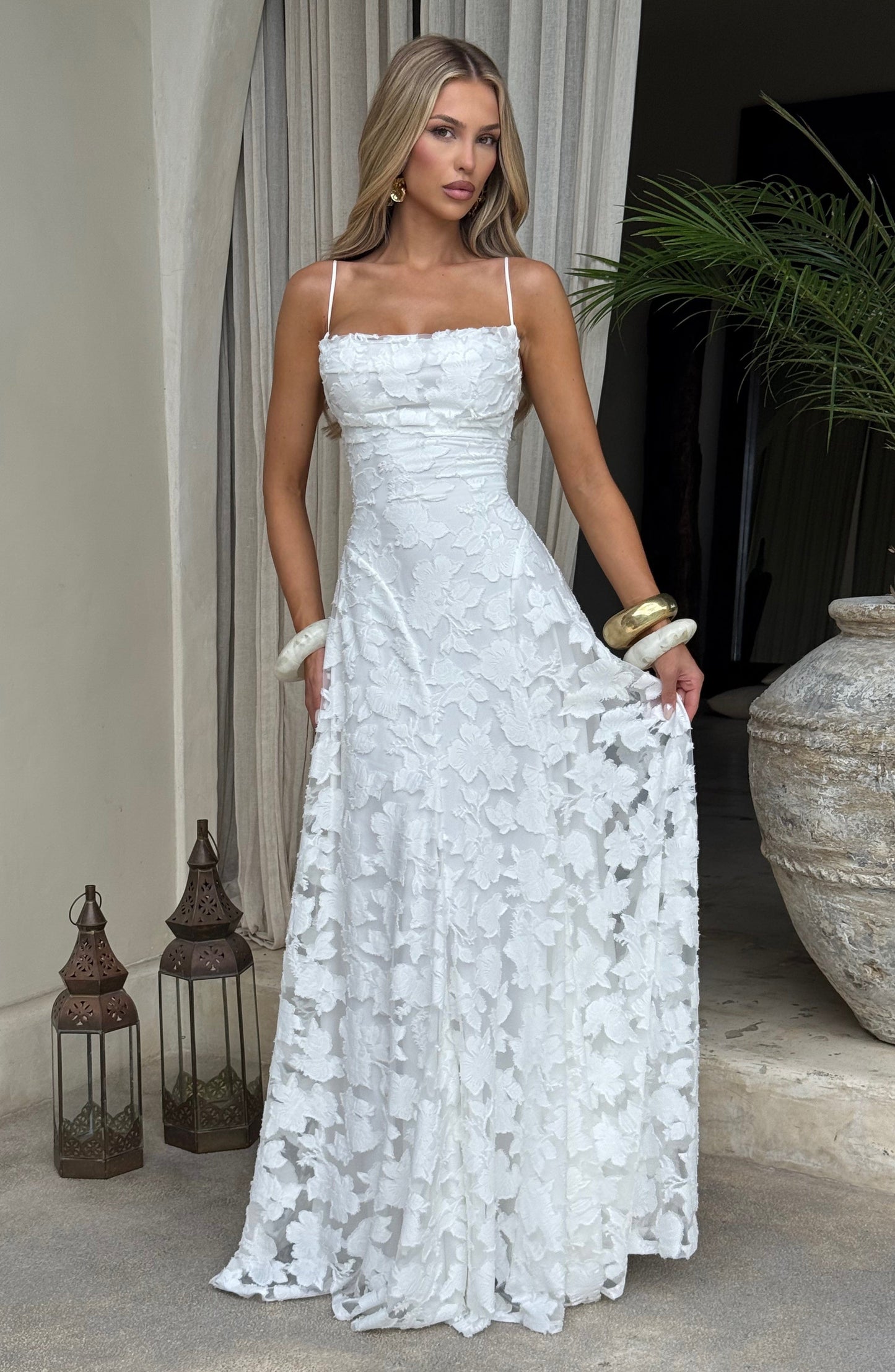Vivian | Women's Floral Open Back Maxi Dress