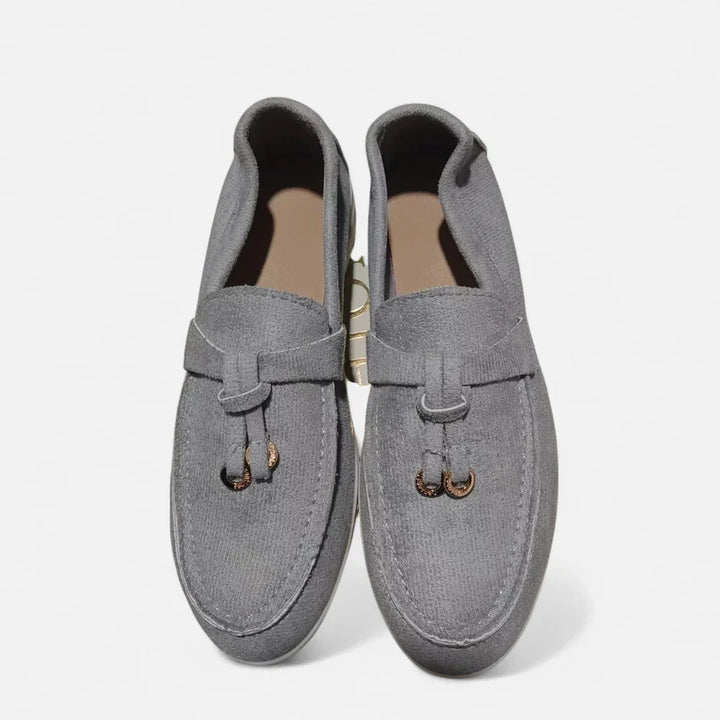 Rabia | Women’s Vintage Slip-On Loafers